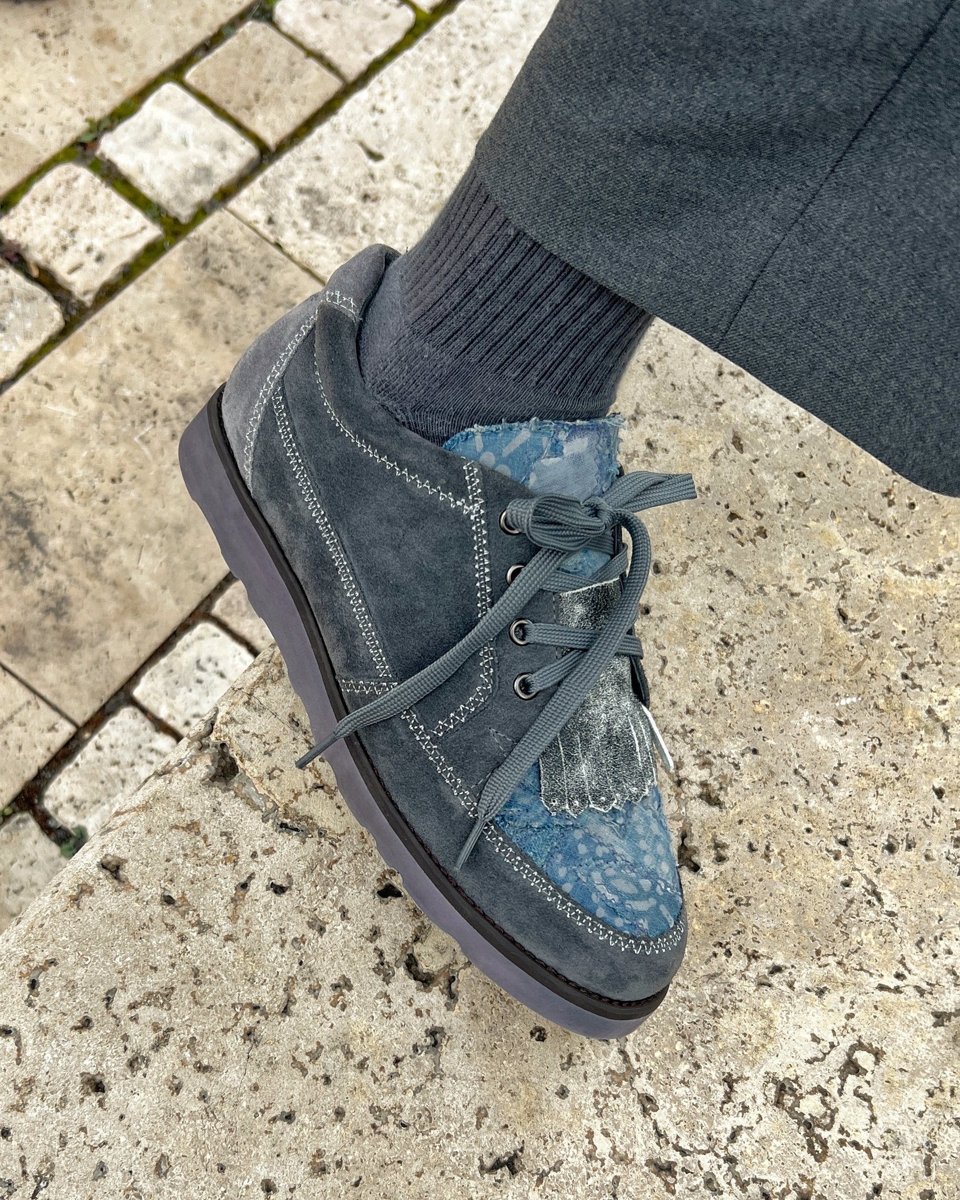 PREPPY ROOS w/@kangaroos.originals