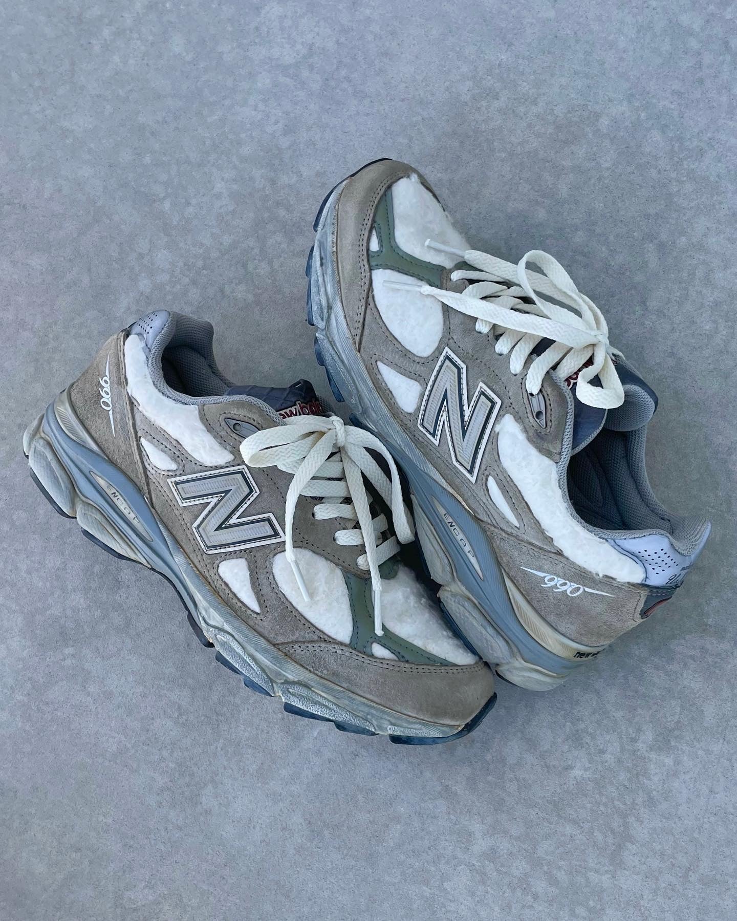 990 V3 "Dusty Clouds"