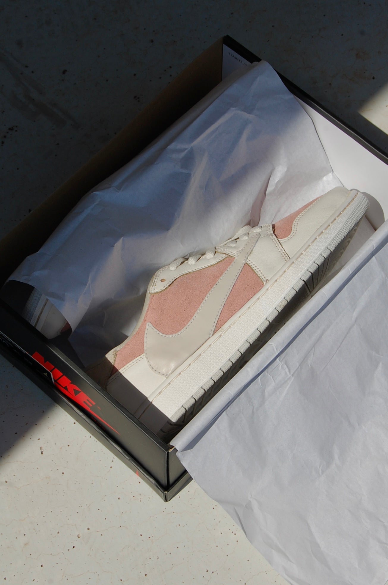Air Jordan 1 Low "TS Strawberry Cream"